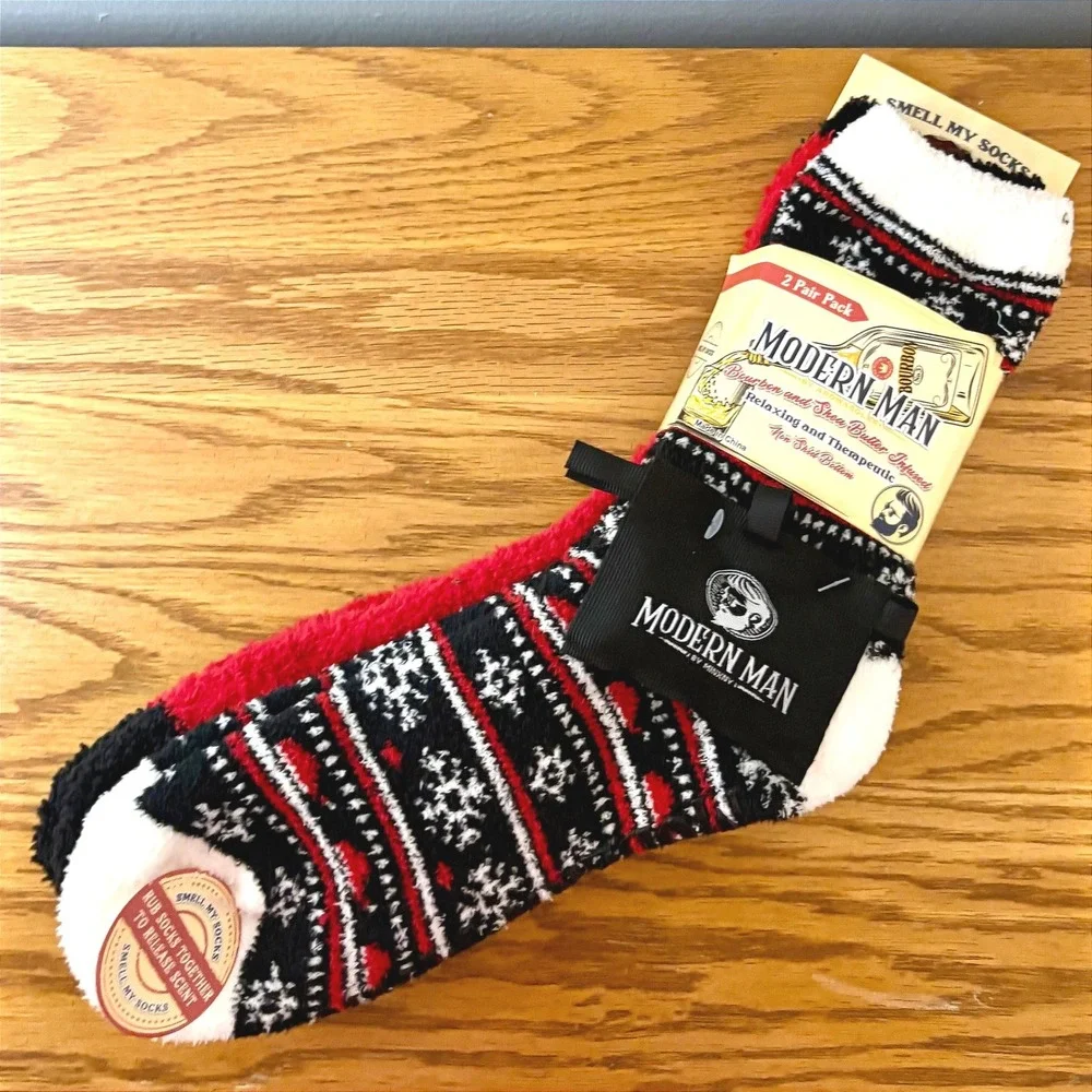 Modern Man Bourbon Shea Butter Infused Scented Non Skid Socks 2 Pair Pack NEW